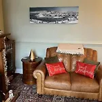 2 Bed In Oc-w050 Сasa de vacaciones *