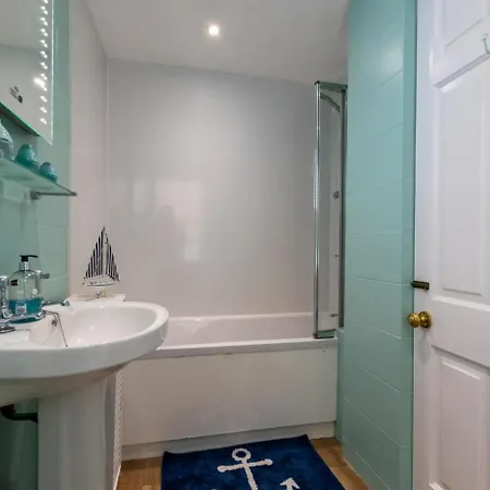 Дом отдыха 2 Bed In Oc-w050 *